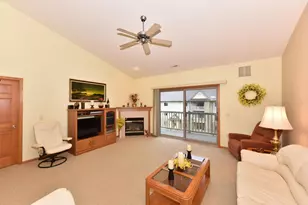 223 5th St, Hartford, WI 53027 - Photo 9