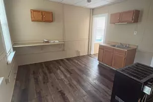1801 W Meinecke Ave, Milwaukee, WI 53206 - Photo 11