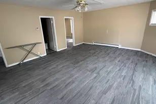 1801 W Meinecke Ave, Milwaukee, WI 53206 - Photo 21