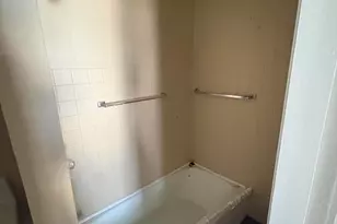 1801 W Meinecke Ave, Milwaukee, WI 53206 - Photo 33