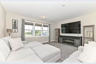 405  Falcon Ridge Dr #25, Burlington, WI 53105 - Photo 35