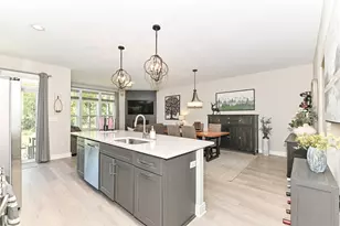 405 Falcon Ridge Dr, Burlington, WI 53105 - Photo 15