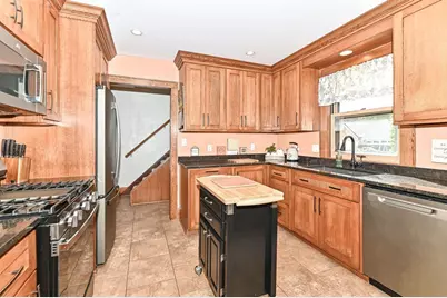 2715  Lasalle St, Racine, WI 53402 - Photo 15