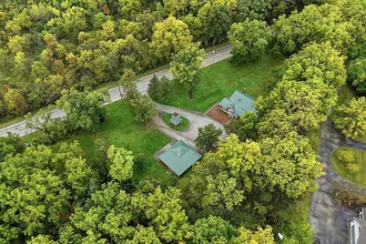 N46W29096  Capitol Dr, Delafield, WI 53029 - Photo 27