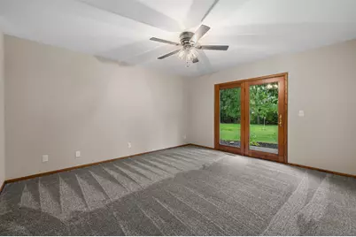 5589  Kengary Ct, Hartford, WI 53086 - Photo 13