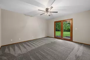 5589 Kengary Ct, Hartford, WI 53086 - Photo 13