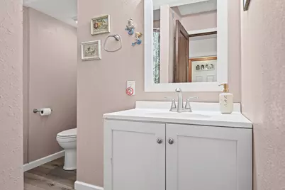 36  Elm St, La Crescent, MN 55947 - Photo 7