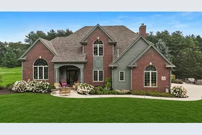 S91W31504  Grace Trl, Mukwonago, WI 53149 - Photo 1
