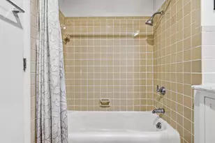 219 Heidel Rd, Thiensville, WI 53092 - Photo 15