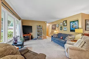 219 Heidel Rd, Thiensville, WI 53092 - Photo 3