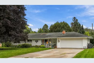 219  Heidel Rd, Thiensville, WI 53092 - Photo 5