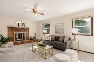 1135 Wisteria Ln, Waukesha, WI 53189 - Photo 15