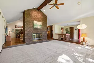 N10W27434 Rolling Ridge Ct, Waukesha, WI 53188 - Photo 5