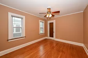 2047 S 86th St, West Allis, WI 53227 - Photo 27