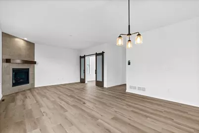 N174W20660  Laurel Springs Cir, Jackson, WI 53037 - Photo 11