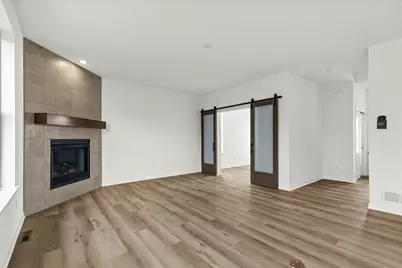 N174W20660  Laurel Springs Cir, Jackson, WI 53037 - Photo 15