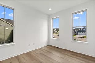 N174W20660 Laurel Springs Cir, Jackson, WI 53037 - Photo 17