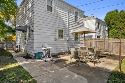 3476 S Ahmedi Ave, Milwaukee, WI 53207 - Photo 23