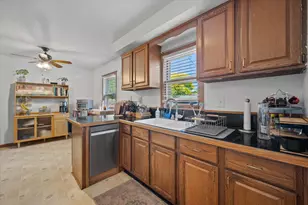 3476 S Ahmedi Ave, Milwaukee, WI 53207 - Photo 11