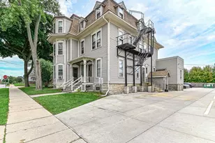 402 Wisconsin Ave, Waukesha, WI 53186 - Photo 49