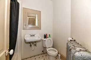 402 Wisconsin Ave, Waukesha, WI 53186 - Photo 35