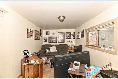 402  Wisconsin Ave #404-406, 716 Maple Ave, Waukesha, WI 53186 - Photo 5