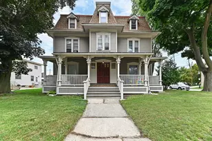 402 Wisconsin Ave, Waukesha, WI 53186 - Photo 21