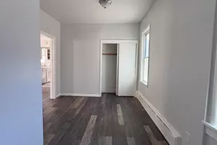 1017 E Pearson St, Milwaukee, WI 53202 - Photo 7
