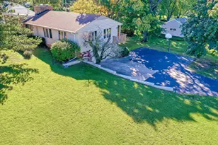 12555 Laurel Ln, Elm Grove, WI 53122 - Photo 43