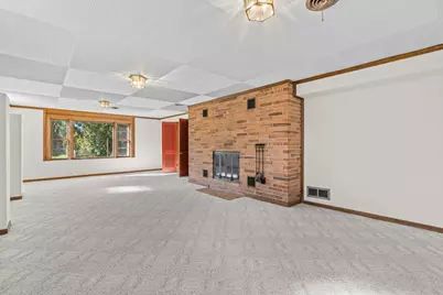 12555  Laurel Ln, Elm Grove, WI 53122 - Photo 31
