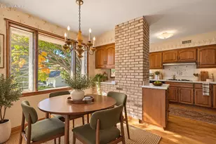 12555 Laurel Ln, Elm Grove, WI 53122 - Photo 15