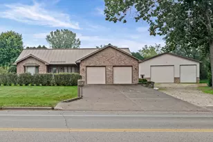 525 14th St, La Crescent, MN 55947 - Photo 1