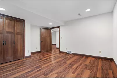 525  14th St, La Crescent, MN 55947 - Photo 17