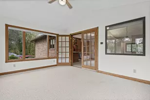 525 14th St, La Crescent, MN 55947 - Photo 3