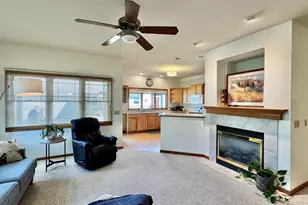493 Sutherland Cir, Oconomowoc, WI 53066 - Photo 7