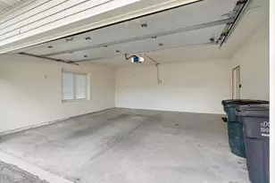 5364 S Butterfield Way, Greenfield, WI 53221 - Photo 23