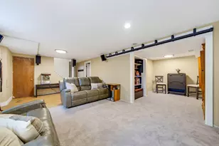 739 N Moreland Blvd, Waukesha, WI 53188 - Photo 11