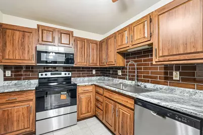 7209  57th Ave #201, Kenosha, WI 53142 - Photo 15