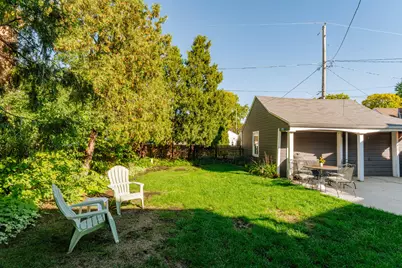 9220  Harding Blvd, Wauwatosa, WI 53226 - Photo 35