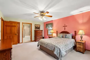 462 Deerwood Ct, Grafton, WI 53024 - Photo 9