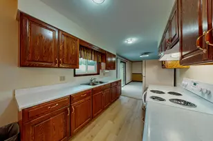 521 W Ryder St, Jefferson, WI 53549 - Photo 17