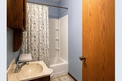 2375 S 16th St #2377, Milwaukee, WI 53215 - Photo 21