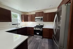 2308 Finch Ct, Waukesha, WI 53189 - Photo 5