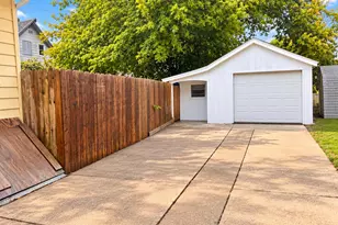 2063 Green St, Racine, WI 53402 - Photo 3
