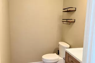 2063 Green St, Racine, WI 53402 - Photo 15