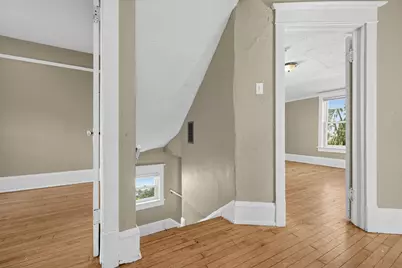 2563 N Hubbard St, Milwaukee, WI 53212 - Photo 13