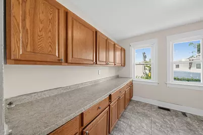 2563 N Hubbard St, Milwaukee, WI 53212 - Photo 25