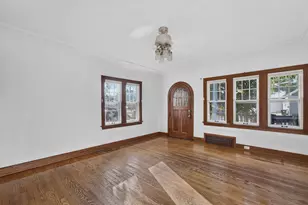1510 Augusta St, Racine, WI 53402 - Photo 3