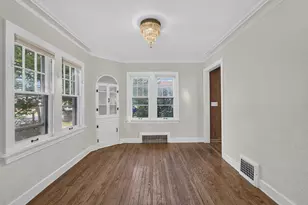1510 Augusta St, Racine, WI 53402 - Photo 7