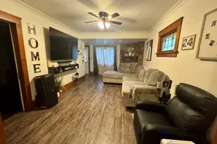 2025 S 76th St, West Allis, WI 53219 - Photo 11